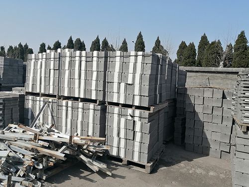 新型自保温砌块厂家报价鲁恒建材新型自保温砌块